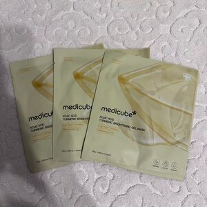 Medicube Kojic Acid Turmeric Brightening Gel Mask Niacinamide 2% 3 Piece